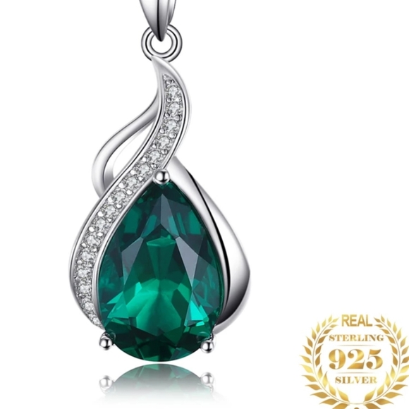 . Jewelry - RESERVED!!! 2.7 Carat Emerald Pendant